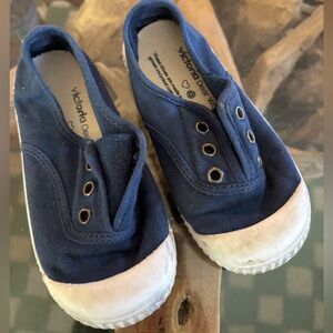 Toddler Victoria Sneakers in Navy